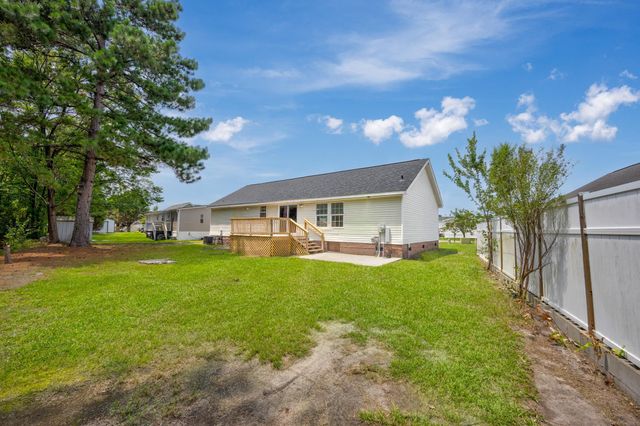405 Overcrest St., Myrtle Beach, SC 29579