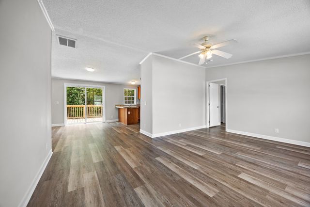 405 Overcrest St., Myrtle Beach, SC 29579