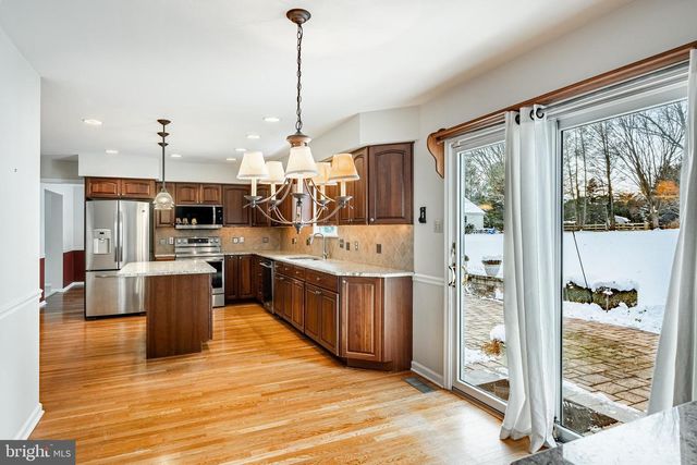 827 PLUMTRY DR, West Chester, PA 19382