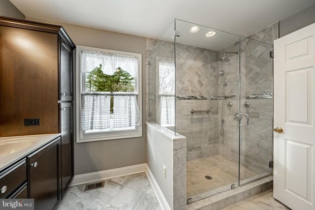 827 PLUMTRY DR, West Chester, PA 19382