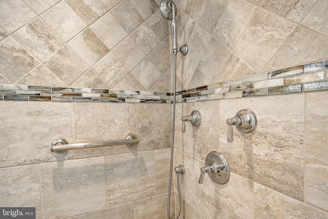 827 PLUMTRY DR, West Chester, PA 19382