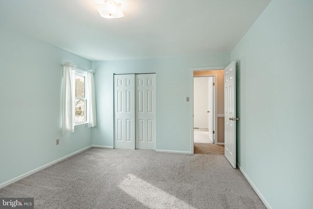 827 PLUMTRY DR, West Chester, PA 19382