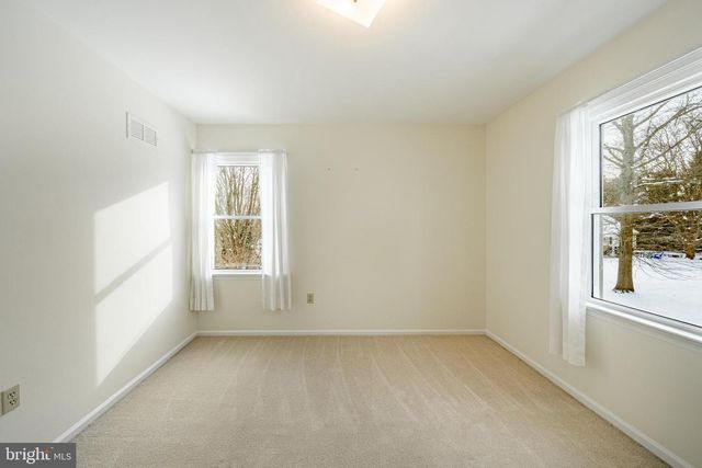 827 PLUMTRY DR, West Chester, PA 19382