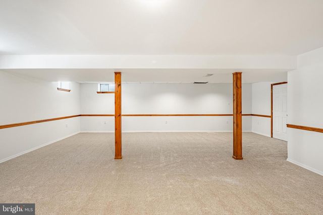 827 PLUMTRY DR, West Chester, PA 19382