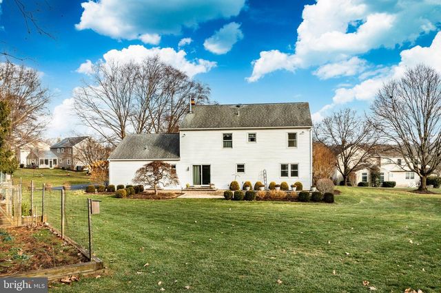 827 PLUMTRY DR, West Chester, PA 19382