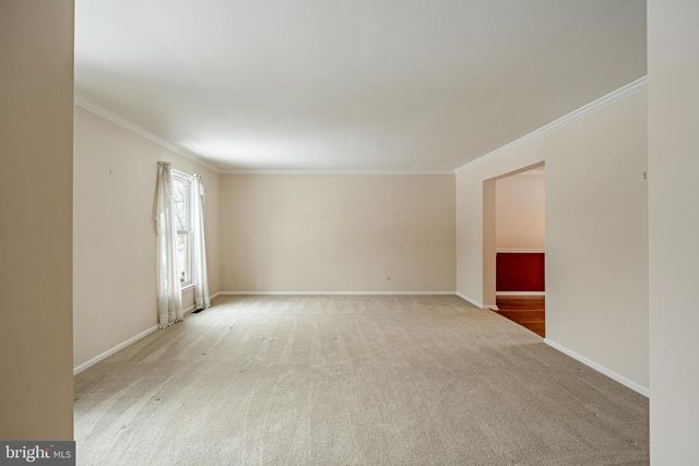 827 PLUMTRY DR, West Chester, PA 19382