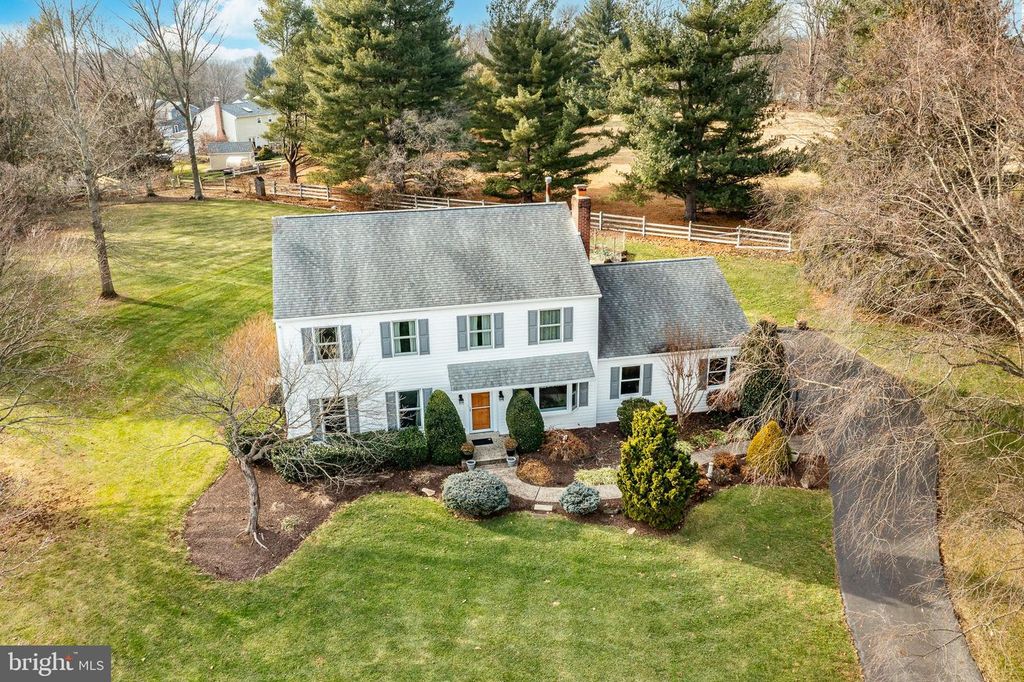 827 PLUMTRY DR, West Chester, PA 19382