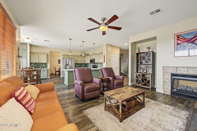 25411 N 39TH Avenue, Phoenix, AZ 85083