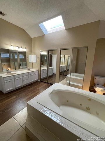 4315 Lakebend West, San Antonio, TX 78244