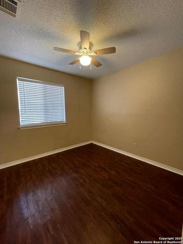 4315 Lakebend West, San Antonio, TX 78244