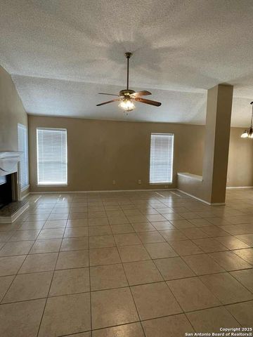 4315 Lakebend West, San Antonio, TX 78244