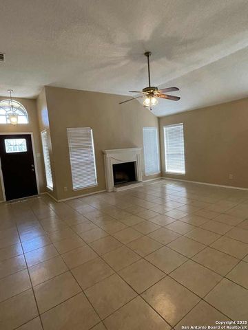 4315 Lakebend West, San Antonio, TX 78244