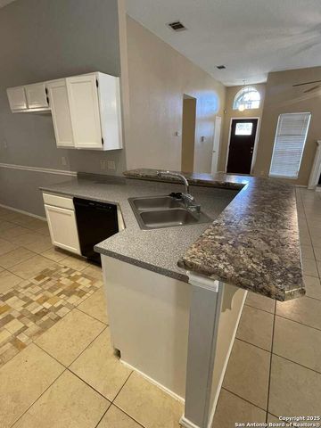 4315 Lakebend West, San Antonio, TX 78244