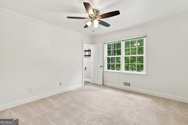 5013 Fox Forest Circle SW, Lilburn, GA 30047