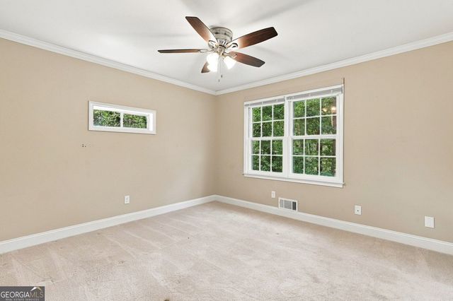 5013 Fox Forest Circle SW, Lilburn, GA 30047