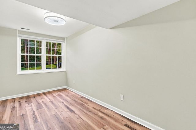 5013 Fox Forest Circle SW, Lilburn, GA 30047