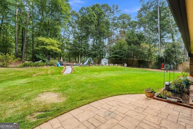 5013 Fox Forest Circle SW, Lilburn, GA 30047