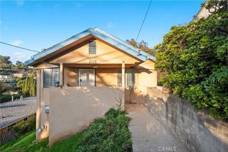 2125 Cove Avenue, Los Angeles, CA 90039