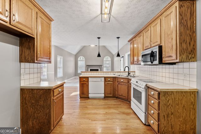 400 Moseley Road, Stockbridge, GA 30281