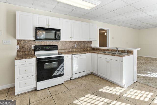 400 Moseley Road, Stockbridge, GA 30281