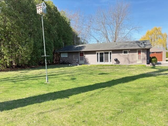 6770 Lee Harbor LANE, Oshkosh, WI 54902