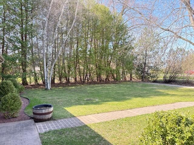 6770 Lee Harbor LANE, Oshkosh, WI 54902