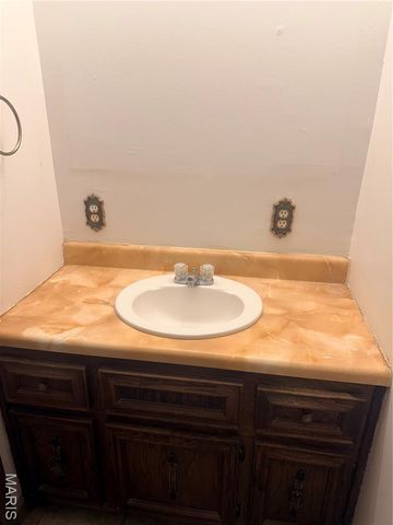 1303 Highway NN, Poplar Bluff, MO 63901