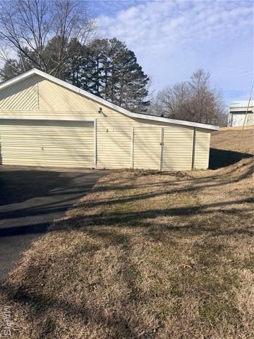 1303 Highway NN, Poplar Bluff, MO 63901