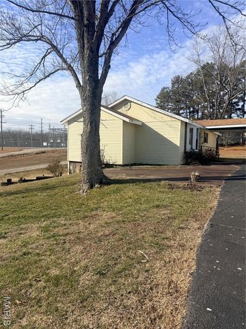 1303 Highway NN, Poplar Bluff, MO 63901