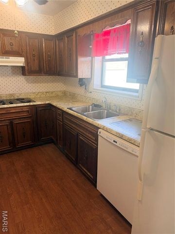 1303 Highway NN, Poplar Bluff, MO 63901