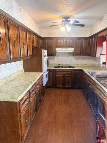 1303 Highway NN, Poplar Bluff, MO 63901