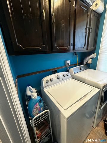 19-21 Warner Street, Hartford, CT 06114