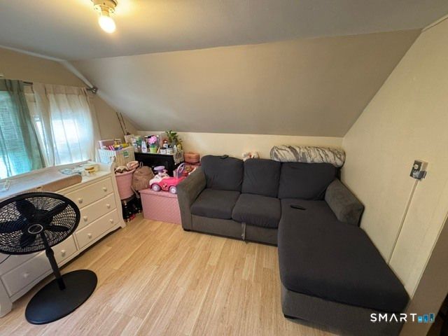 19-21 Warner Street, Hartford, CT 06114