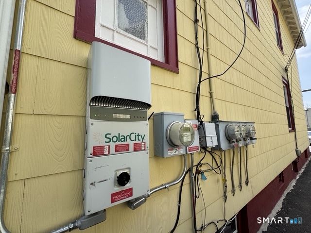 19-21 Warner Street, Hartford, CT 06114