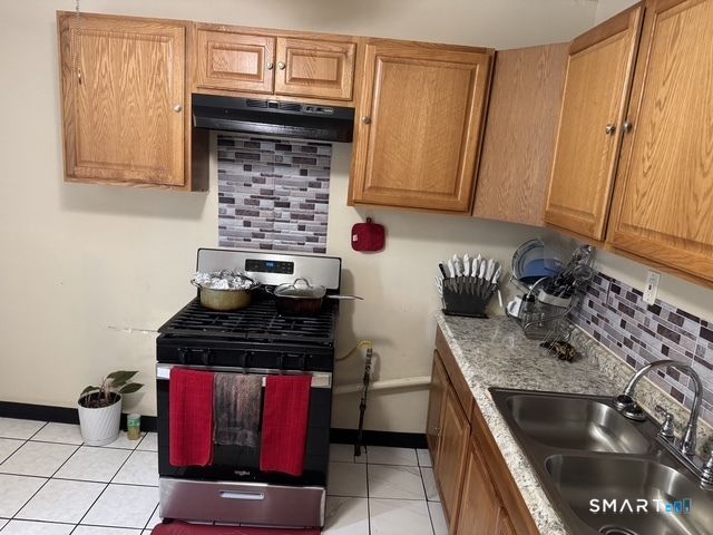 19-21 Warner Street, Hartford, CT 06114