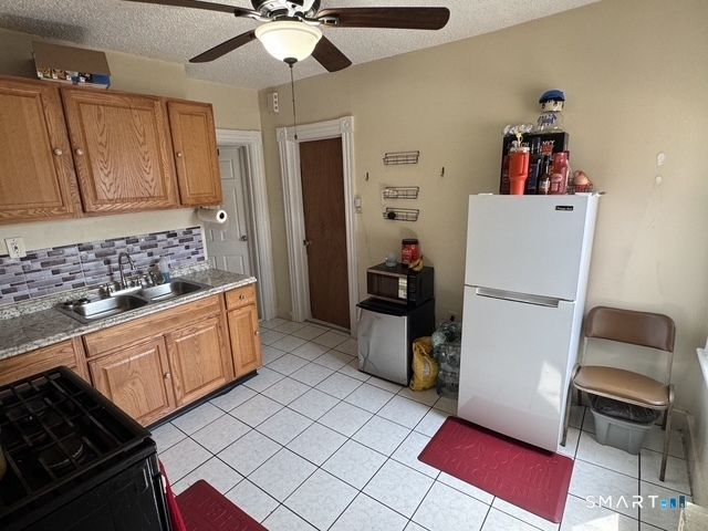 19-21 Warner Street, Hartford, CT 06114
