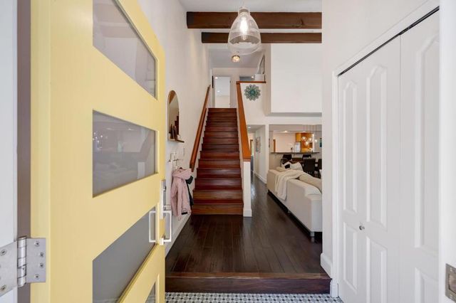 215 Nataqua Avenue, Pacifica, CA 94044