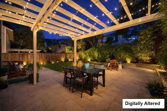 215 Nataqua Avenue, Pacifica, CA 94044