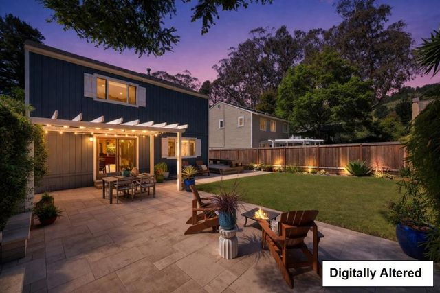 215 Nataqua Avenue, Pacifica, CA 94044