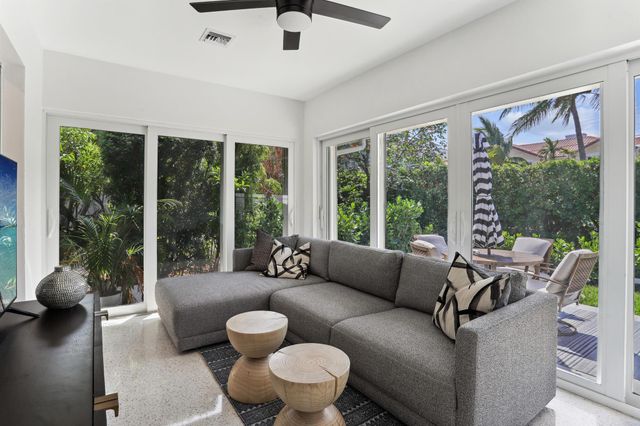 1004 Langer Way, Delray Beach, FL 33483