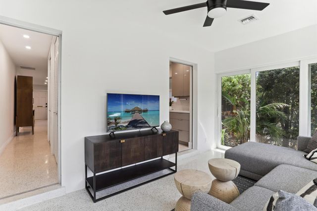 1004 Langer Way, Delray Beach, FL 33483