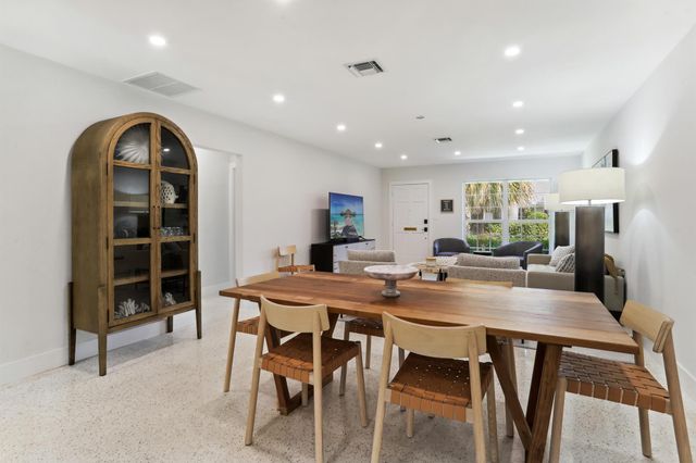 1004 Langer Way, Delray Beach, FL 33483