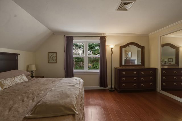 50 Samoset Road, Marstons Mills, MA 02648