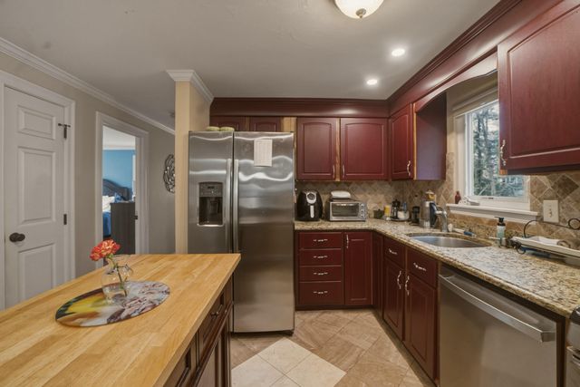 50 Samoset Road, Marstons Mills, MA 02648