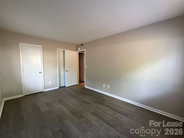 415 Orchard Trace Lane 2, Charlotte, NC 28213