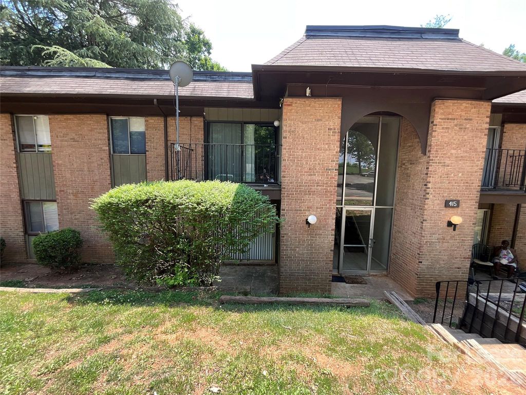 415 Orchard Trace Lane 2, Charlotte, NC 28213