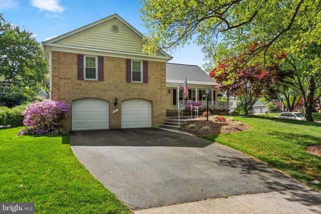 9021 PARLIAMENT DR, Burke, VA 22015