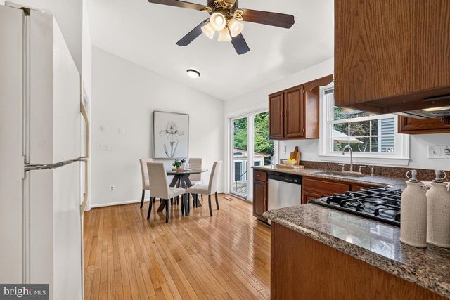 9021 PARLIAMENT DR, Burke, VA 22015