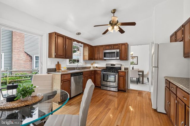 9021 PARLIAMENT DR, Burke, VA 22015