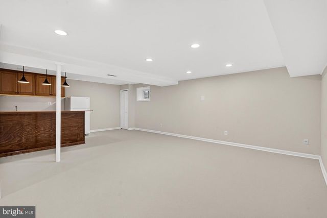 9021 PARLIAMENT DR, Burke, VA 22015